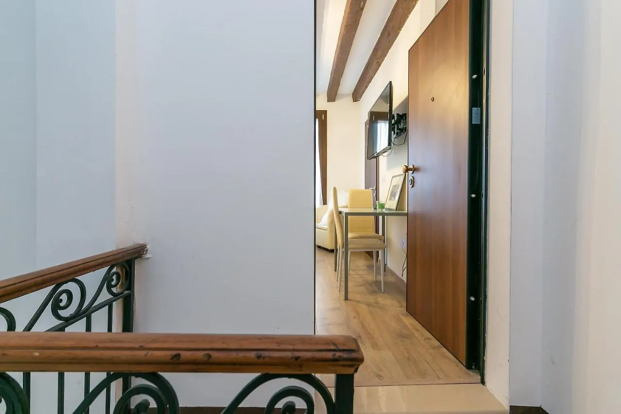 Alojamento de Acomodação e Pequeno-almoço Rialto Suite 707 Veneza