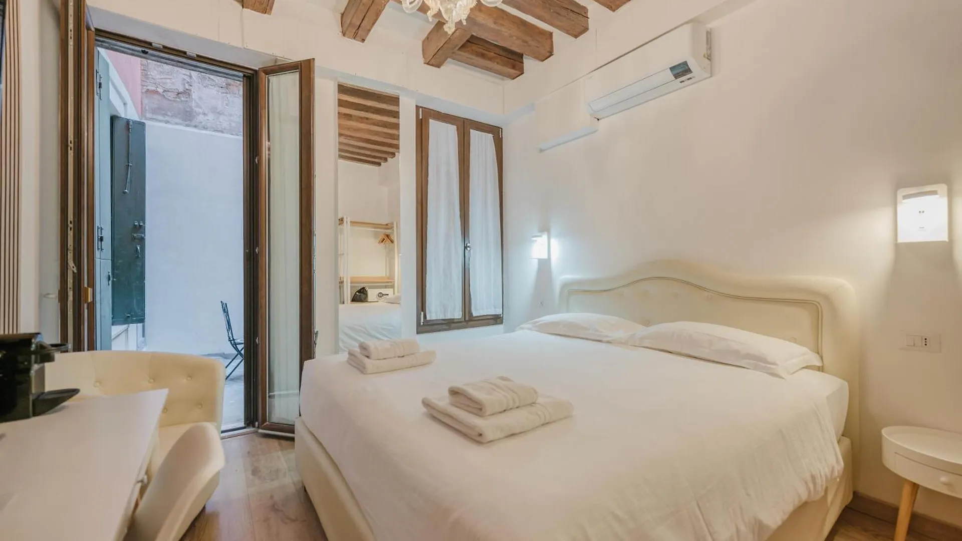 Rialto Suite 707 Venice Bed & Breakfast
