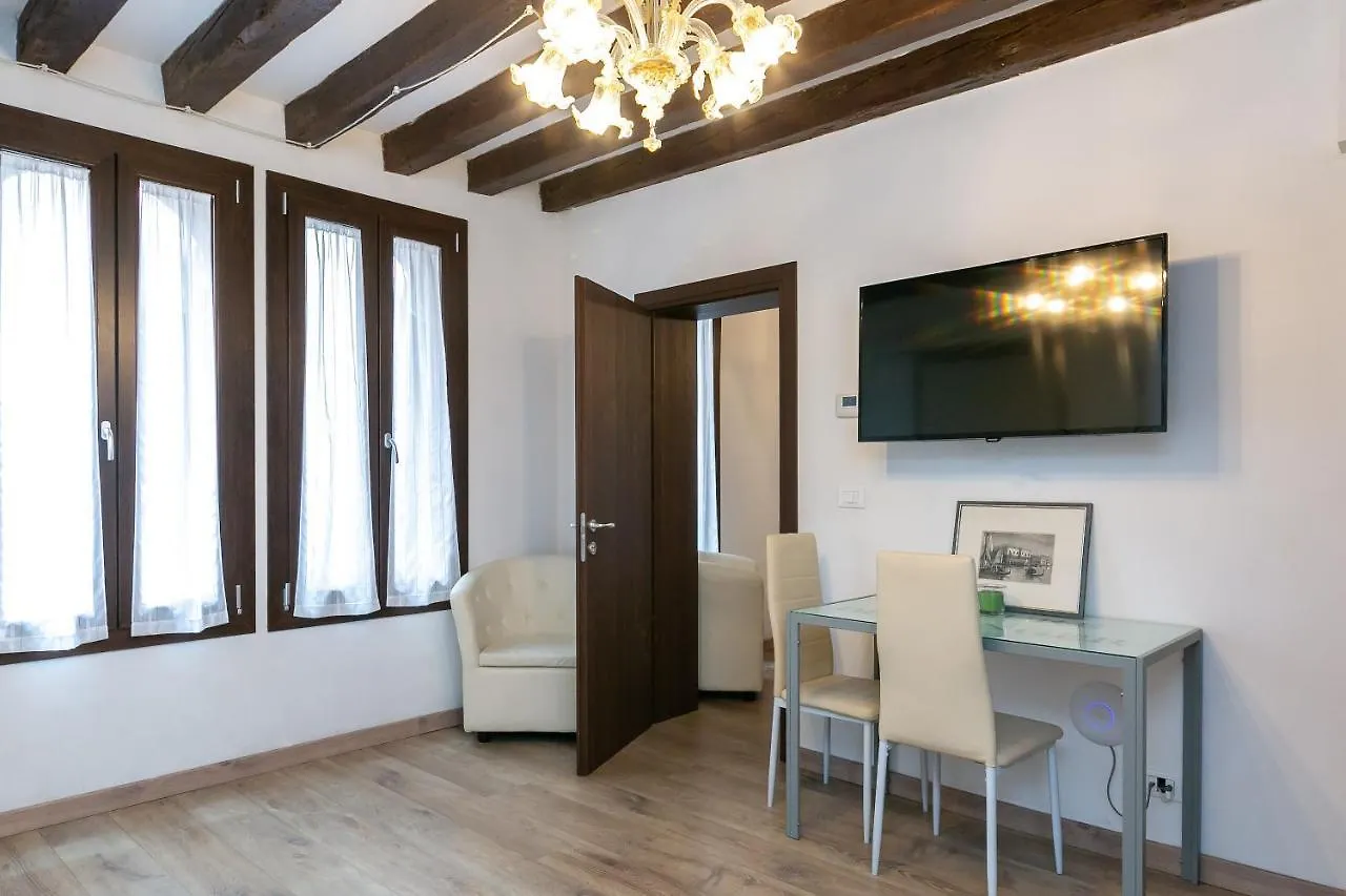 Rialto Suite 707 Венеция