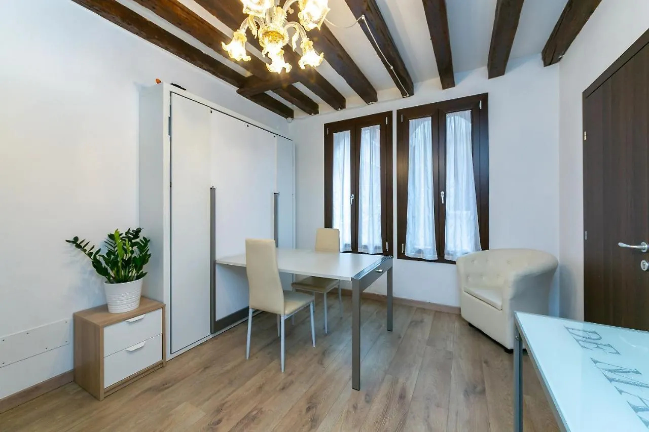 Rialto Suite 707 베니스 B&B