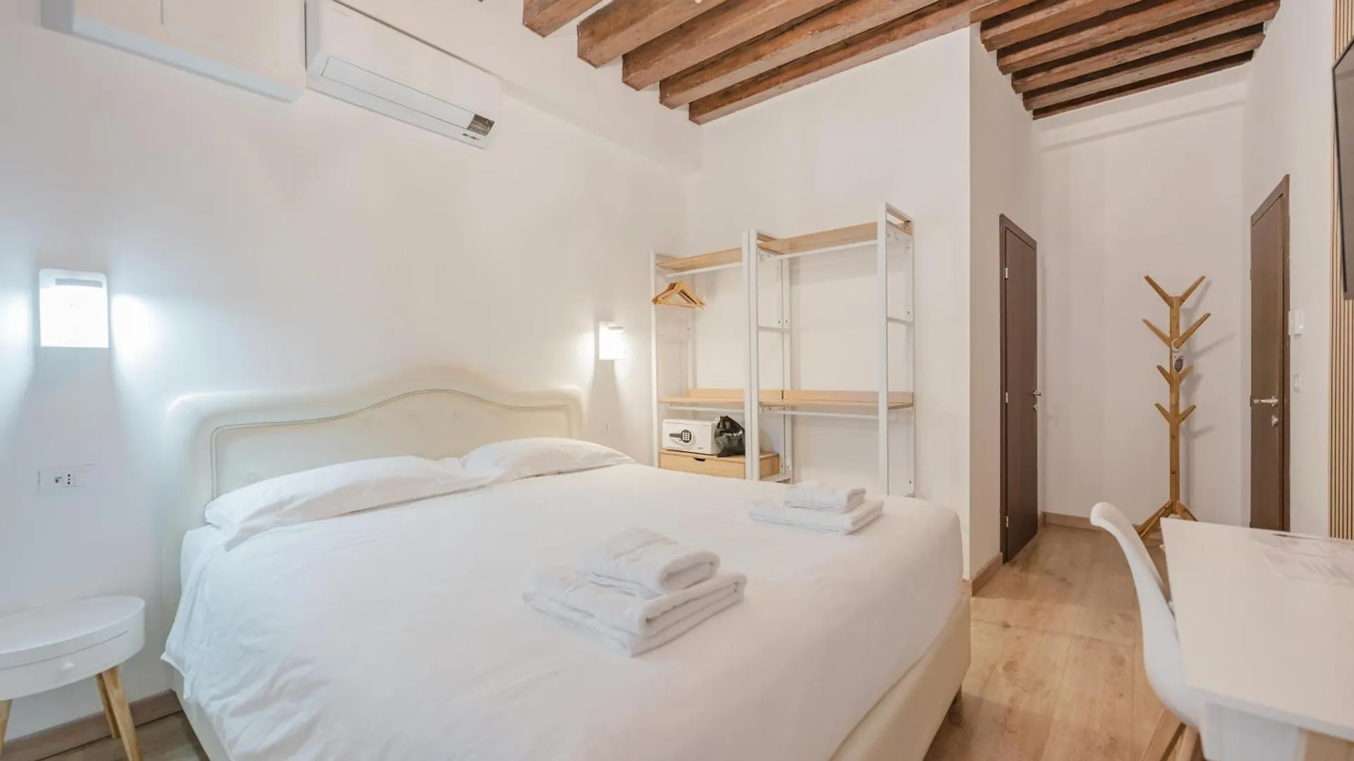 Rialto Suite 707 Венеция